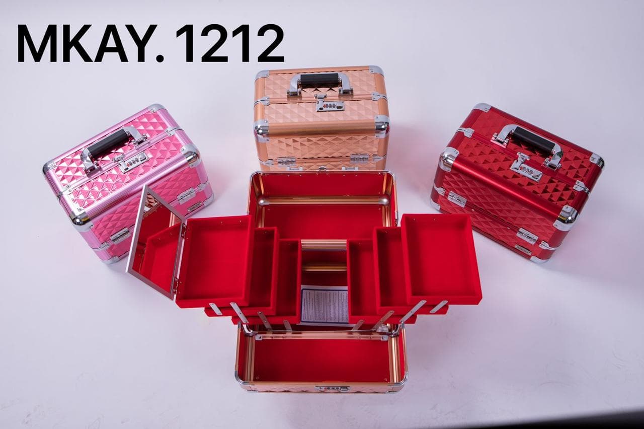 Diamond-Textured Vanity Case with Mirror